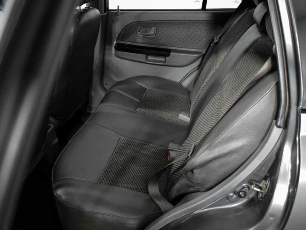 Купить Kia Rio с пробегом. Фото: #8