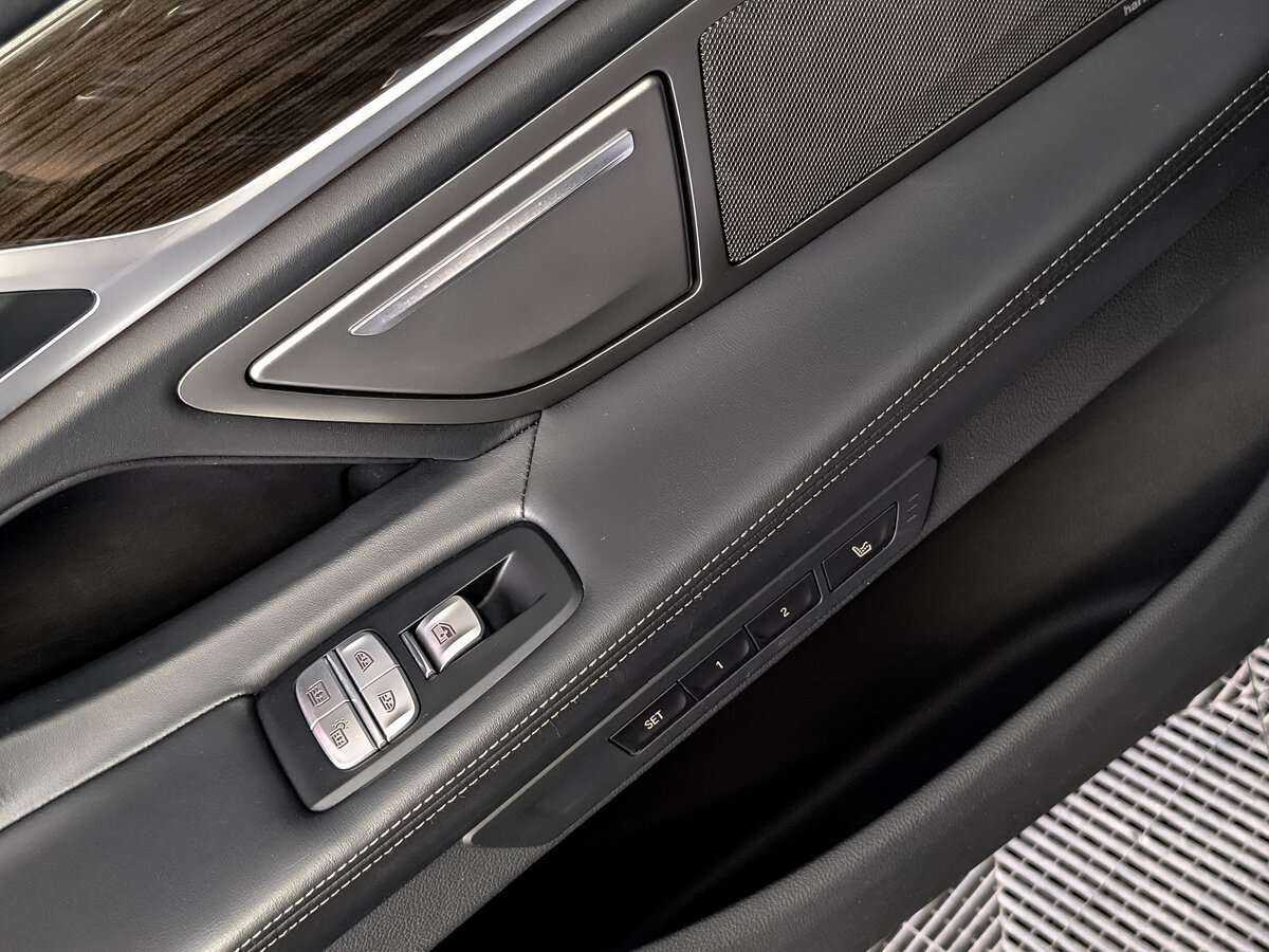 Купить BMW 7 серии с пробегом. Фото: #23