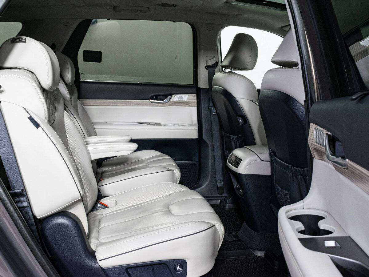 Купить Hyundai Palisade с пробегом. Фото: #13