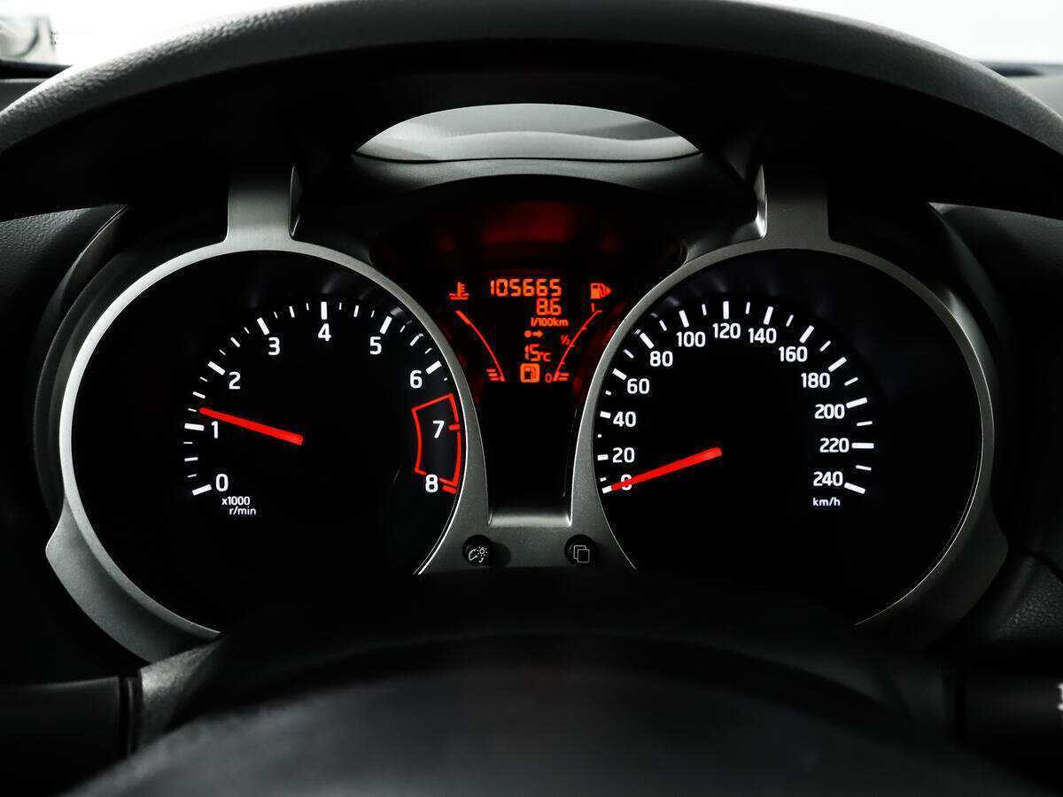 Купить Nissan Juke с пробегом. Фото: #10