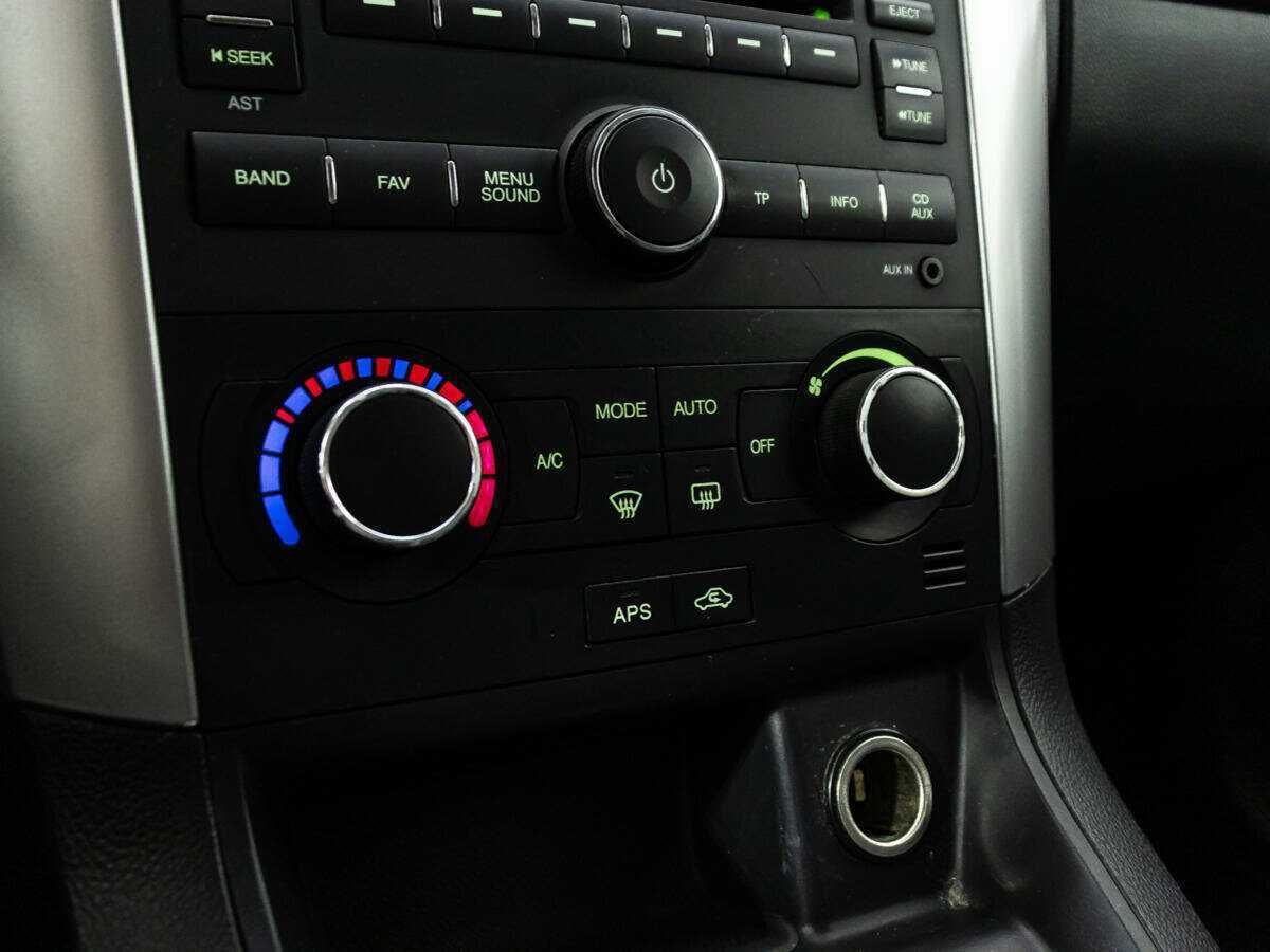 Купить Chevrolet Captiva с пробегом. Фото: #15