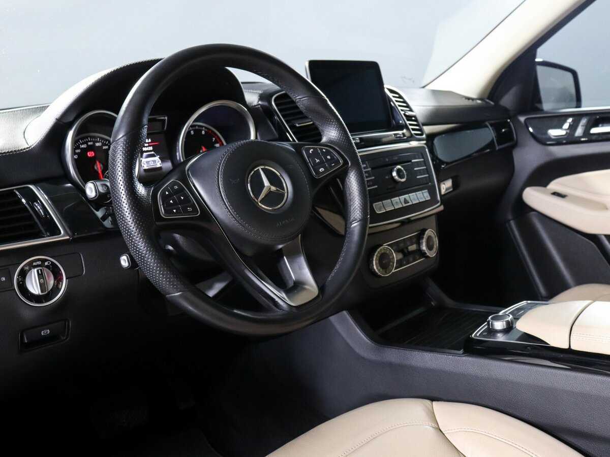 Купить Mercedes-Benz GLS с пробегом. Фото: #10