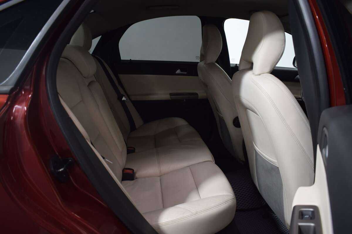 Купить Volvo S40 с пробегом. Фото: #10