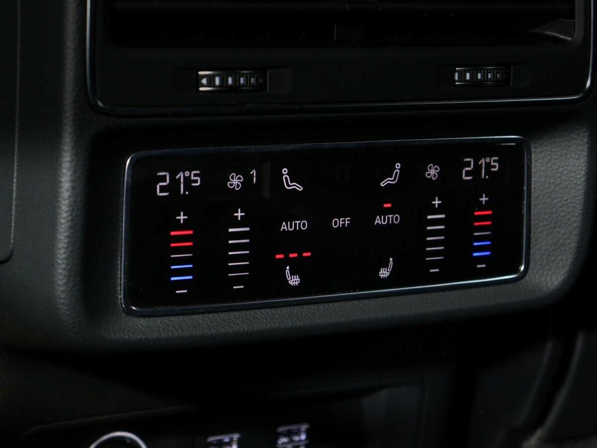 Купить Audi Q8 с пробегом. Фото: #23