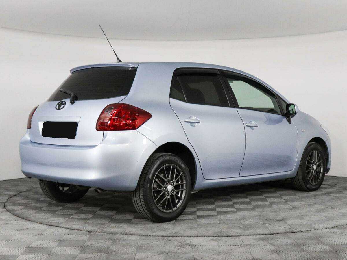 Купить Toyota Auris с пробегом. Фото: #4