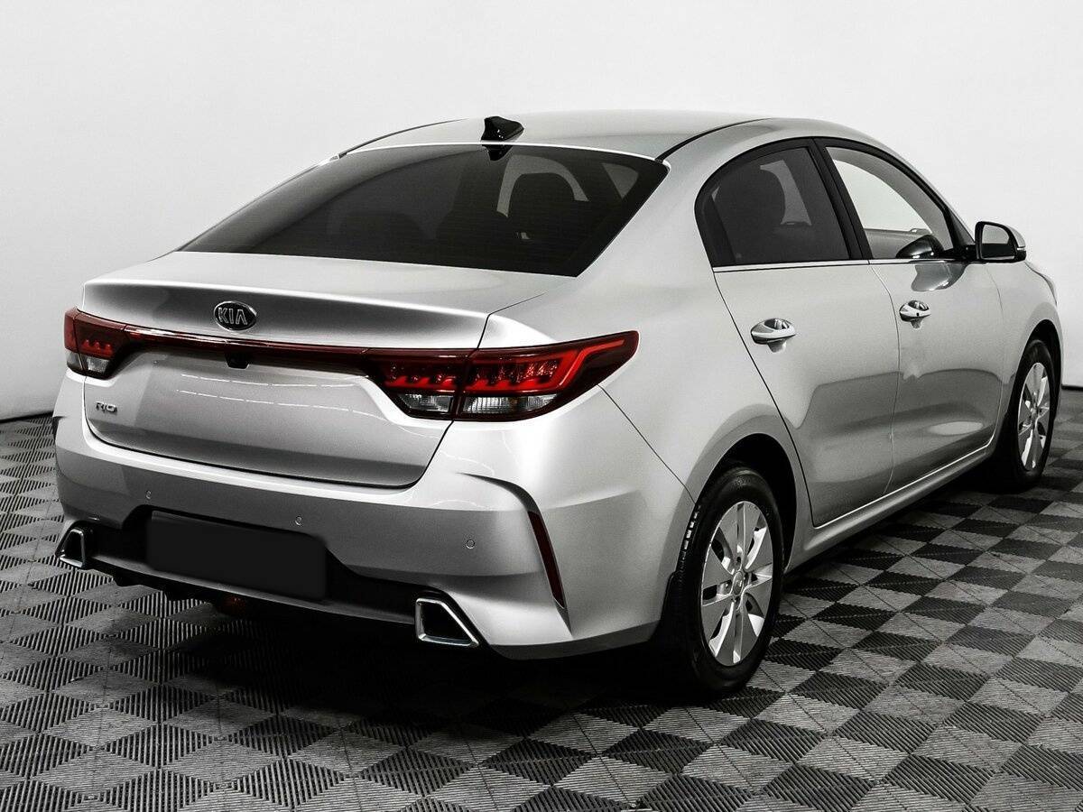 Купить Kia Rio с пробегом. Фото: #4