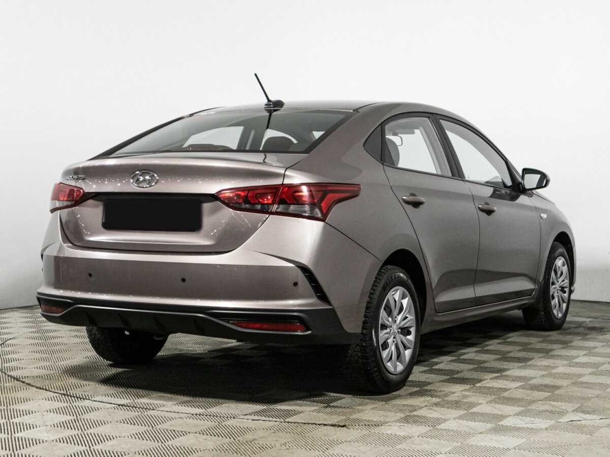 Купить Hyundai Solaris с пробегом. Фото: #4