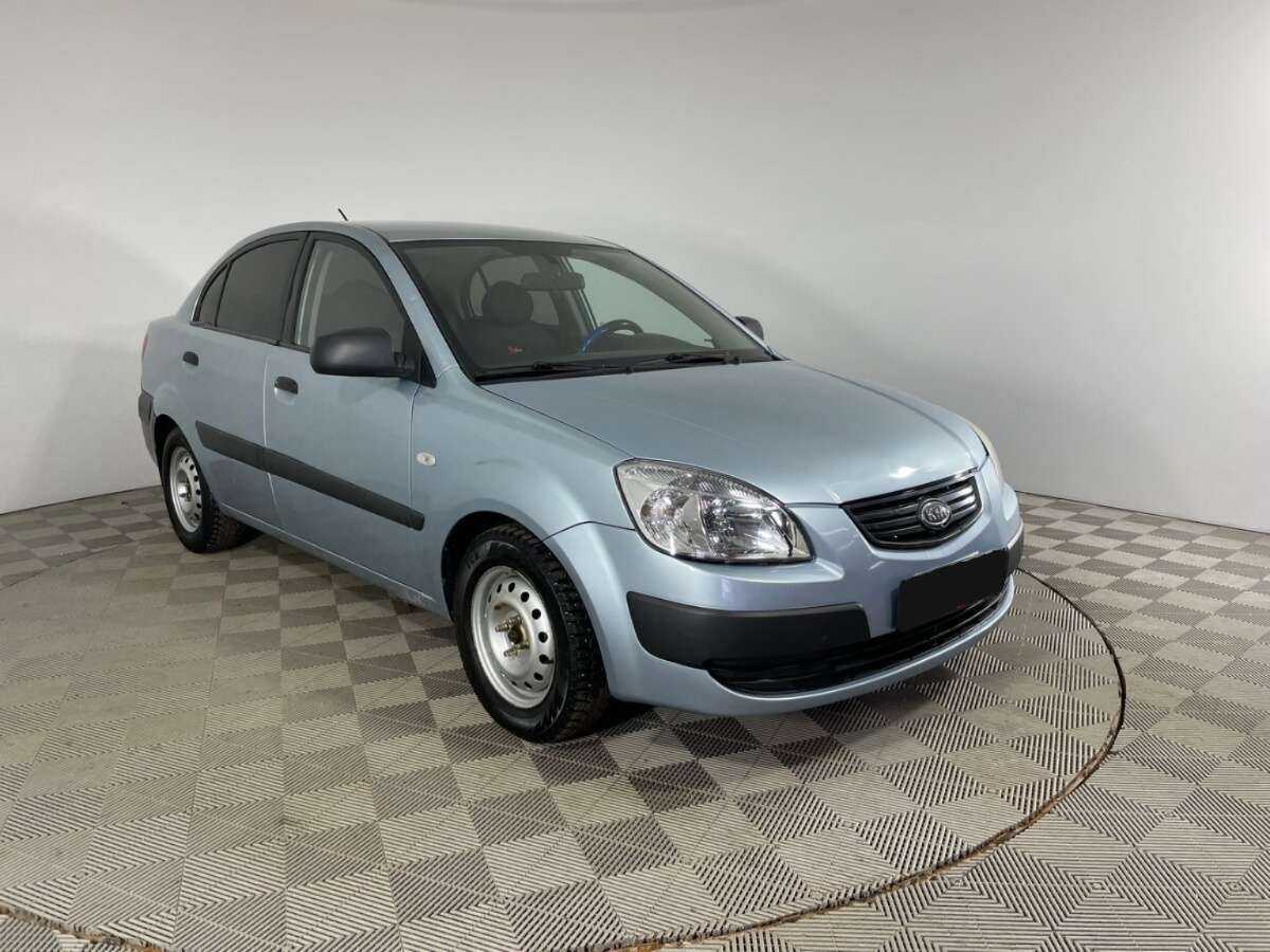 Купить Kia Rio с пробегом. Фото: #2