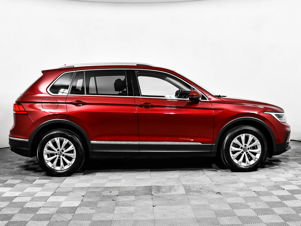 Купить Volkswagen Tiguan с пробегом. Фото: #3