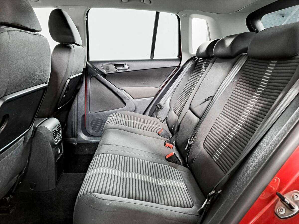 Купить Volkswagen Tiguan с пробегом. Фото: #9