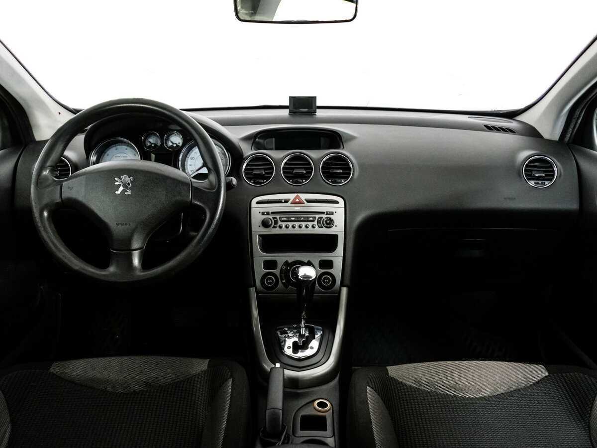 Купить Peugeot 308 с пробегом. Фото: #7