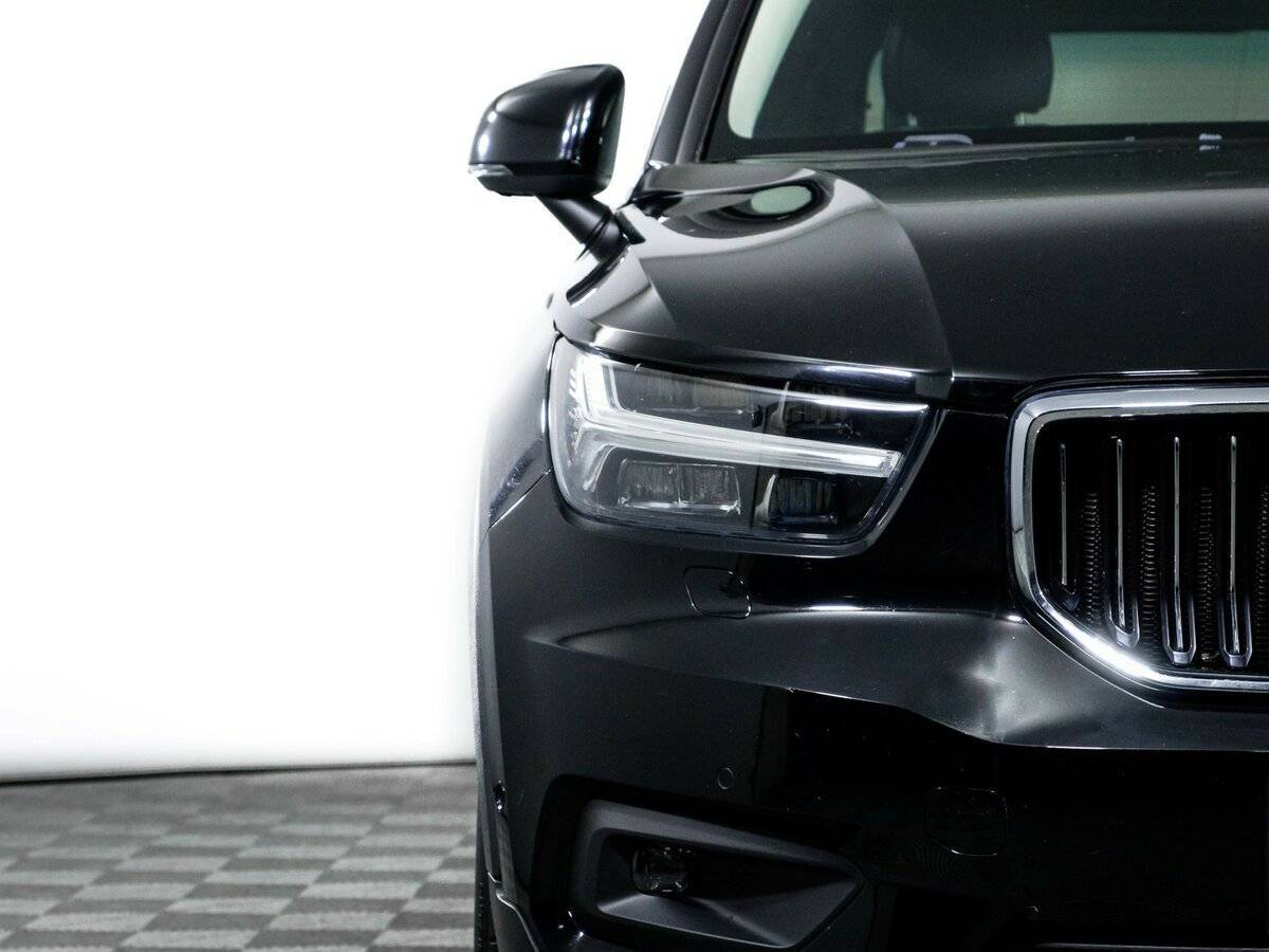 Купить Volvo XC40 с пробегом. Фото: #17