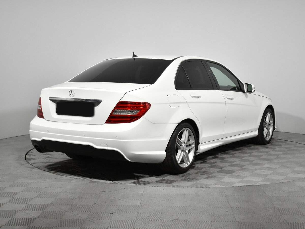 Купить Mercedes-Benz C-Класс с пробегом. Фото: #4