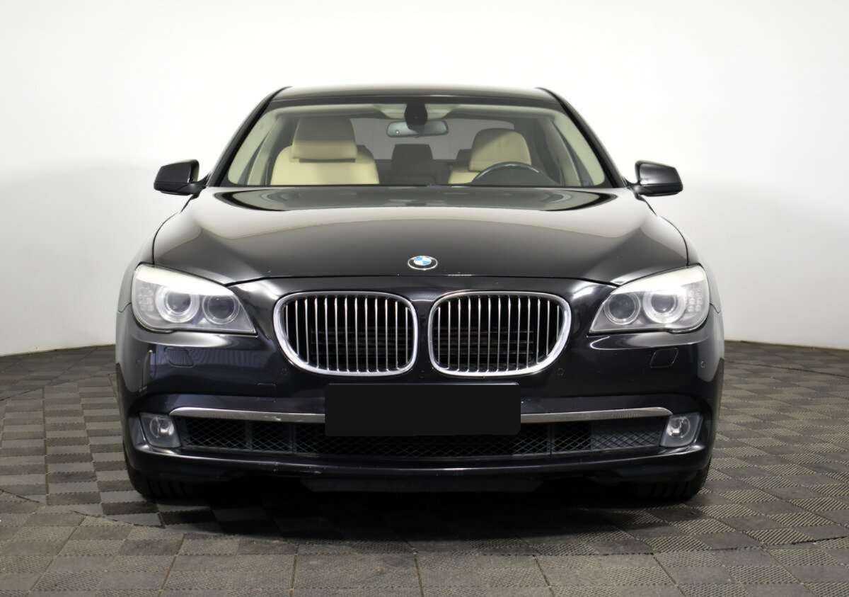 Купить BMW 7 серии с пробегом. Фото: #1