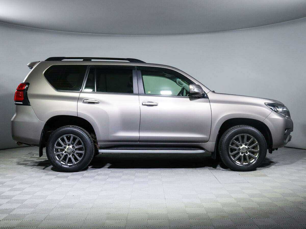 Купить Toyota Land Cruiser Prado с пробегом. Фото: #3