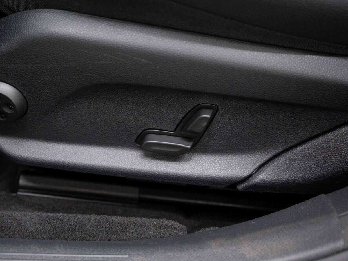 Купить Mercedes-Benz E-Класс с пробегом. Фото: #26