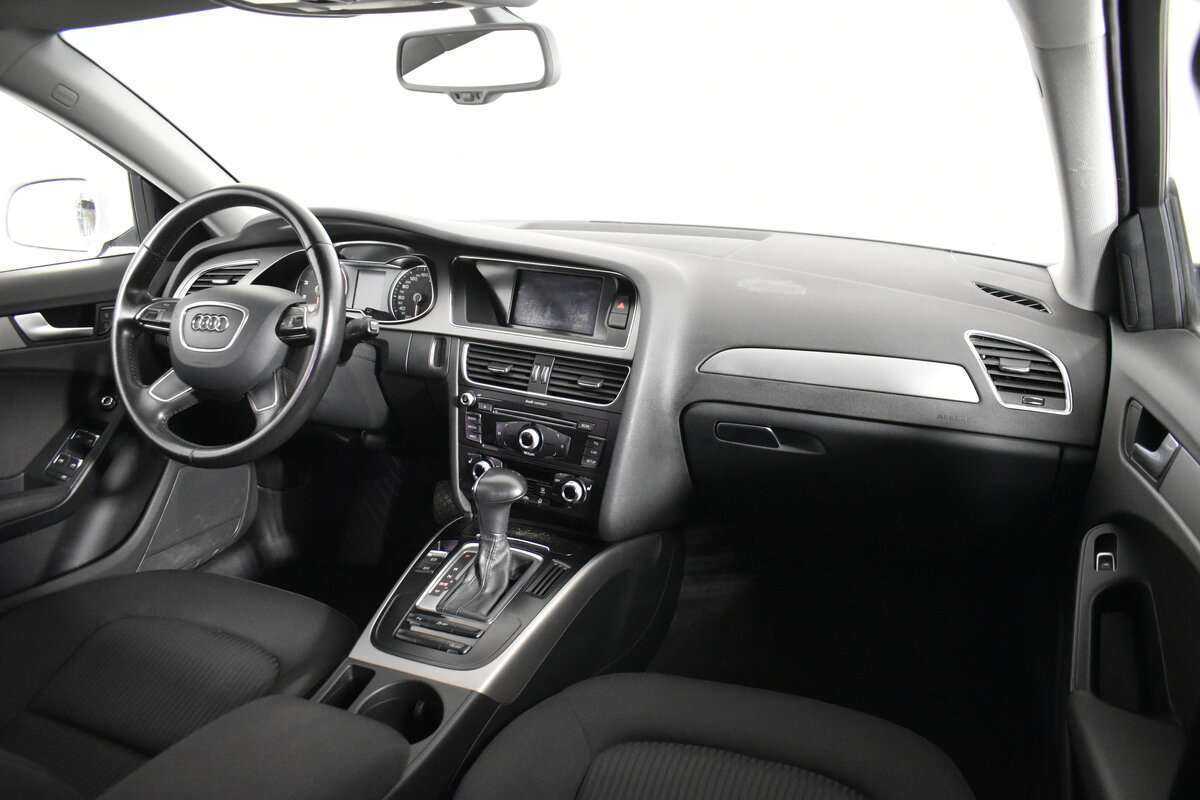 Купить Audi A4 с пробегом. Фото: #8