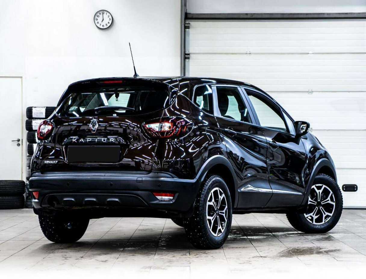 Купить Renault Kaptur с пробегом. Фото: #2