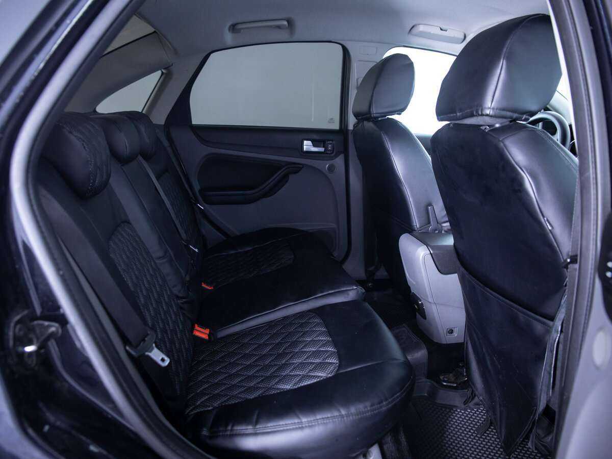Купить Ford Focus с пробегом. Фото: #18