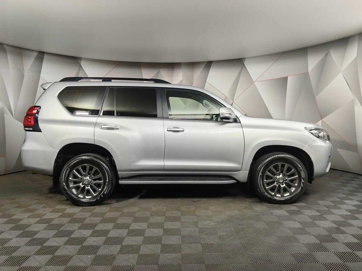 Купить Toyota Land Cruiser Prado с пробегом. Фото: #5
