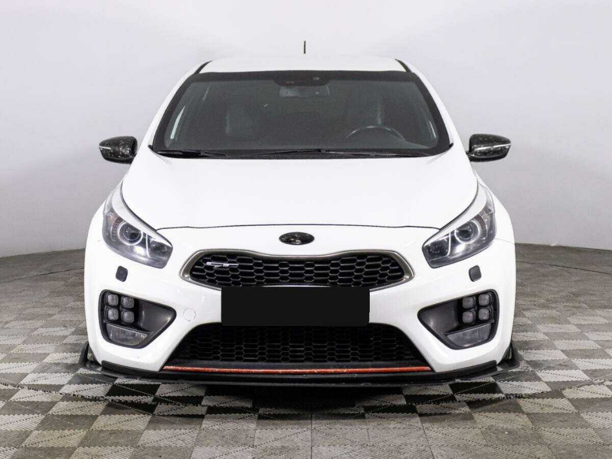 Купить Kia Ceed GT с пробегом. Фото: #1