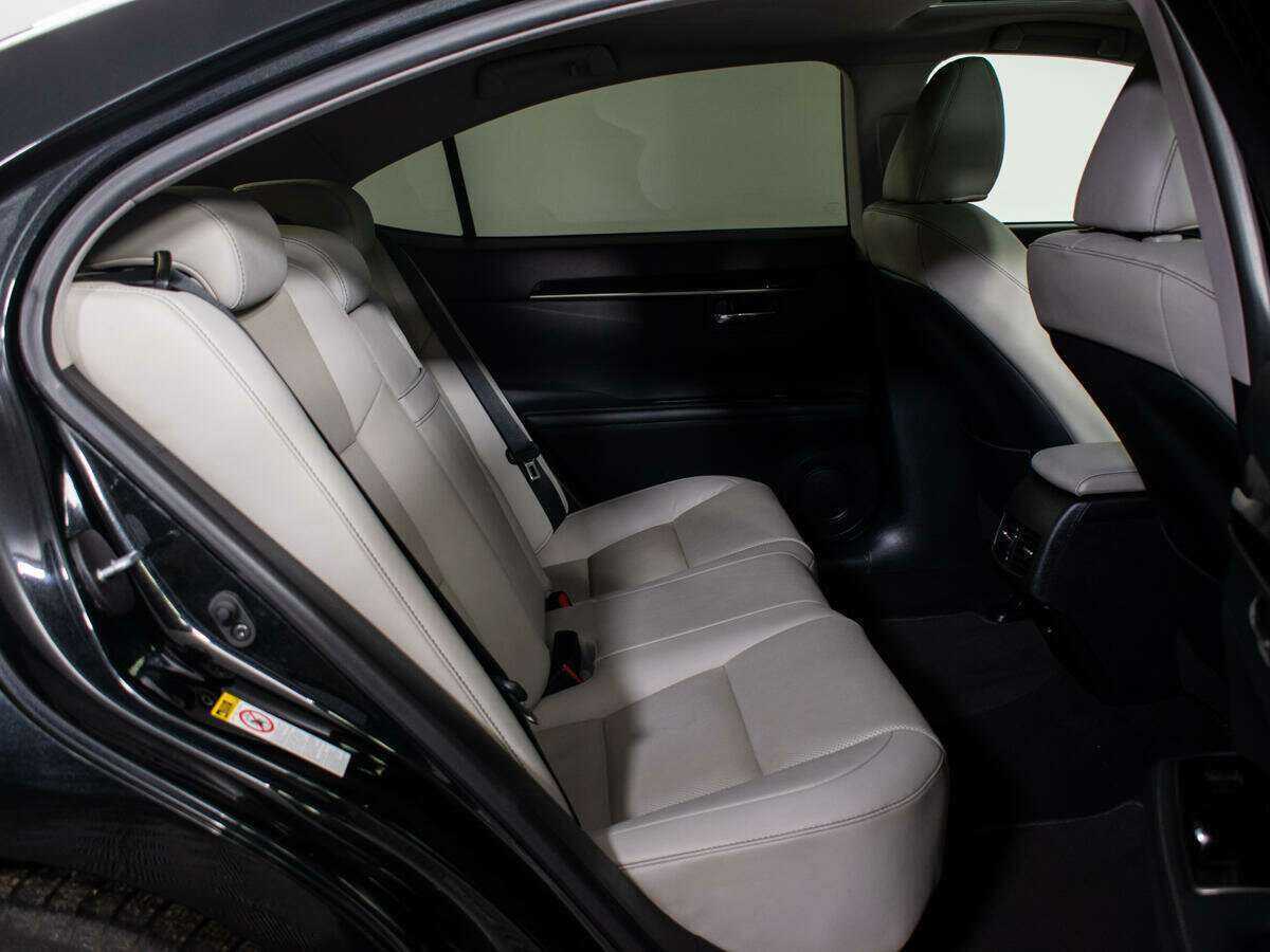 Купить Lexus ES с пробегом. Фото: #7