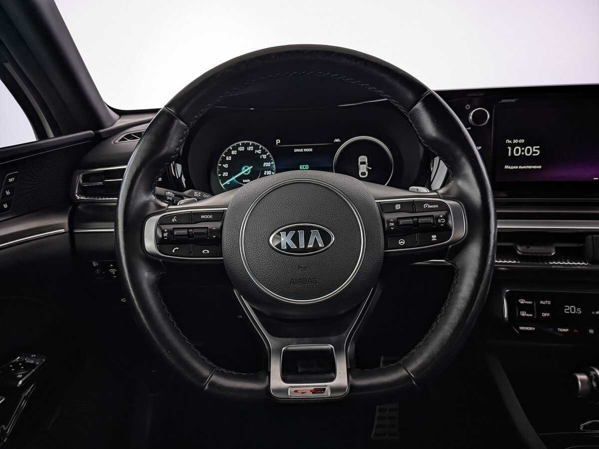 Купить Kia K5 с пробегом. Фото: #21