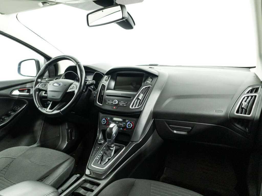 Купить Ford Focus с пробегом. Фото: #8