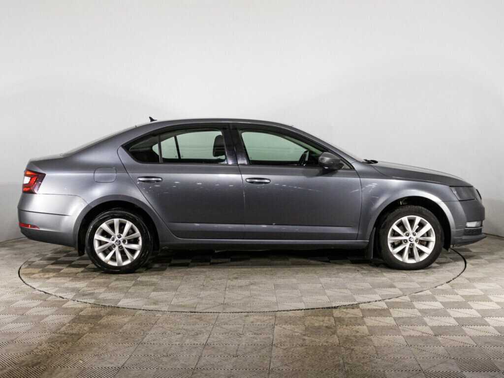 Купить Skoda Octavia с пробегом. Фото: #3