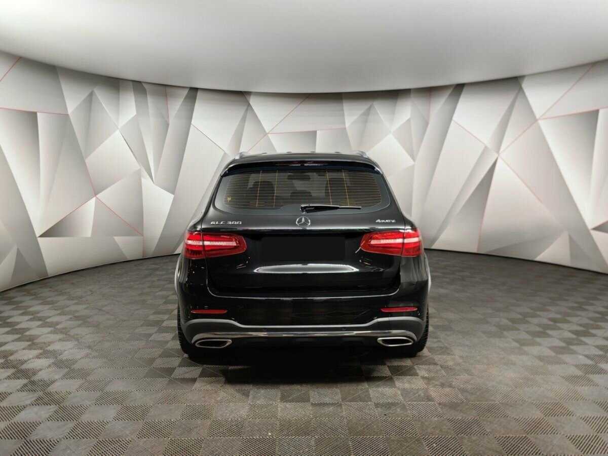 Купить Mercedes-Benz GLC с пробегом. Фото: #7