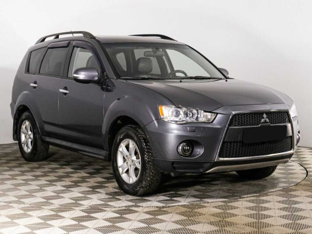 Купить Mitsubishi Outlander с пробегом. Фото: #2