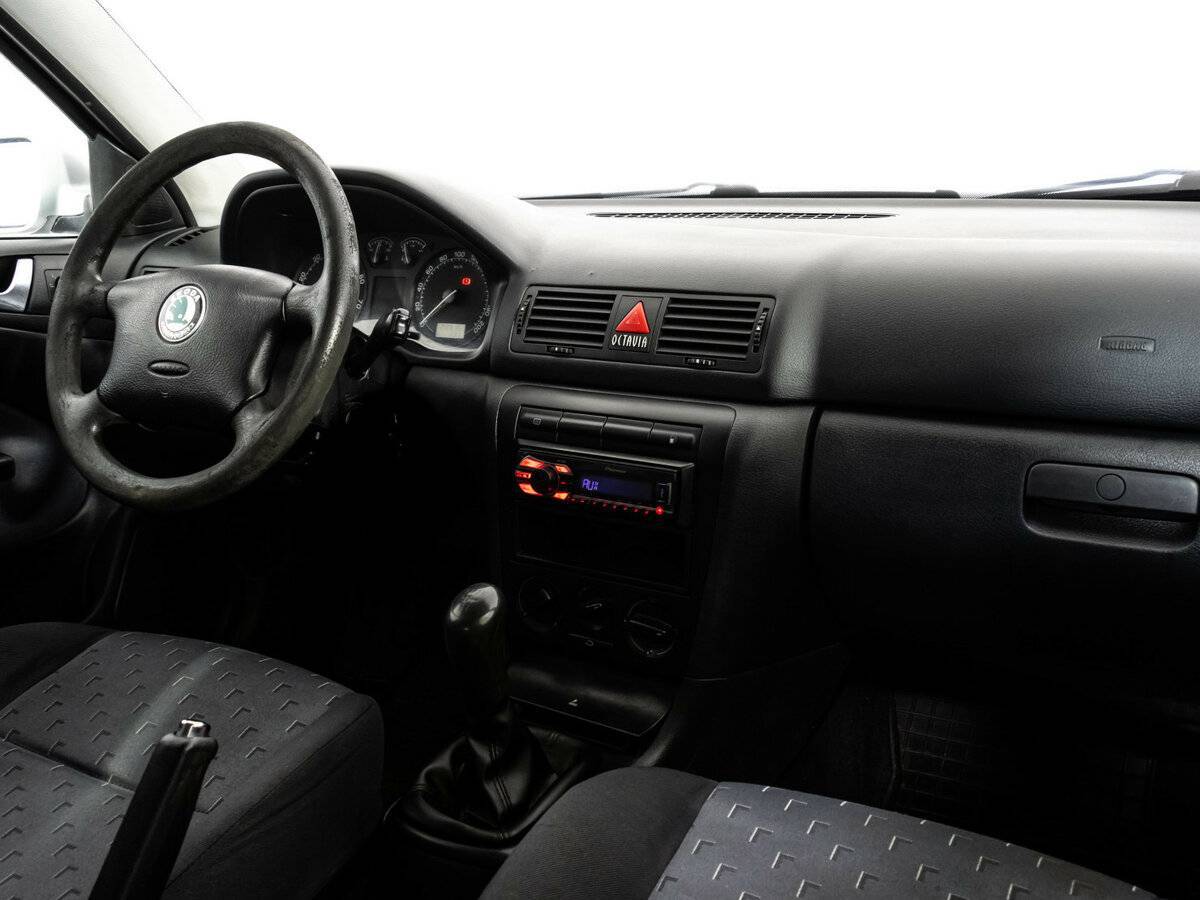 Купить Skoda Octavia с пробегом. Фото: #6