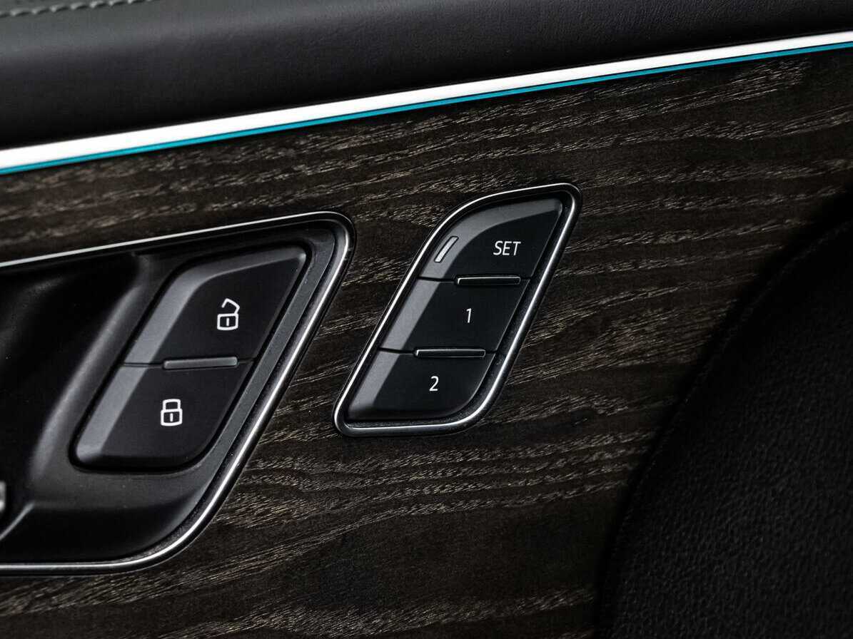 Купить Audi Q8 с пробегом. Фото: #13