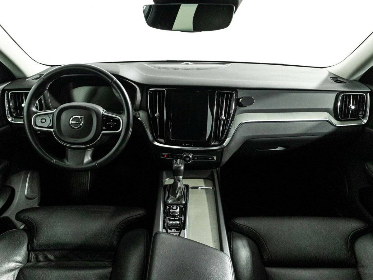 Купить Volvo V60 Cross Country с пробегом. Фото: #12