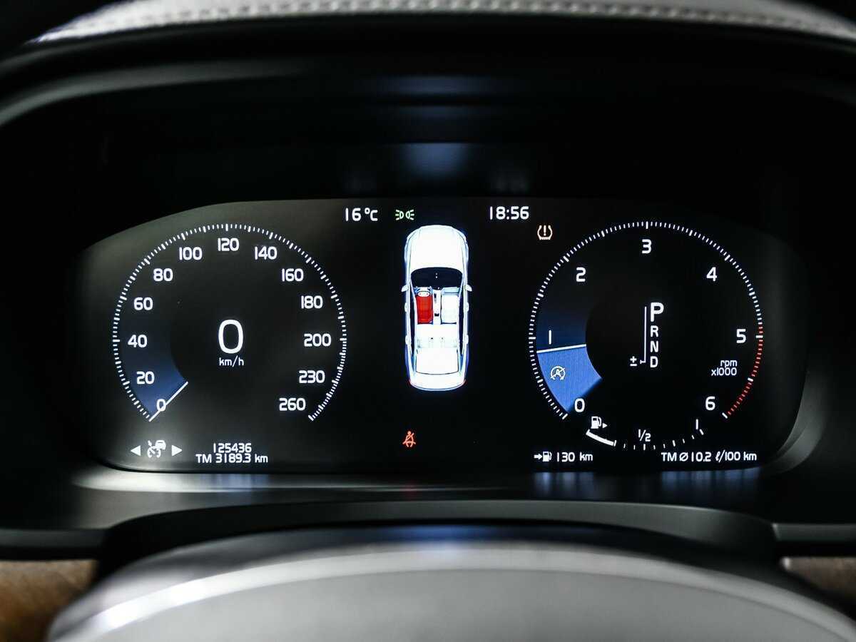 Купить Volvo S90 с пробегом. Фото: #9