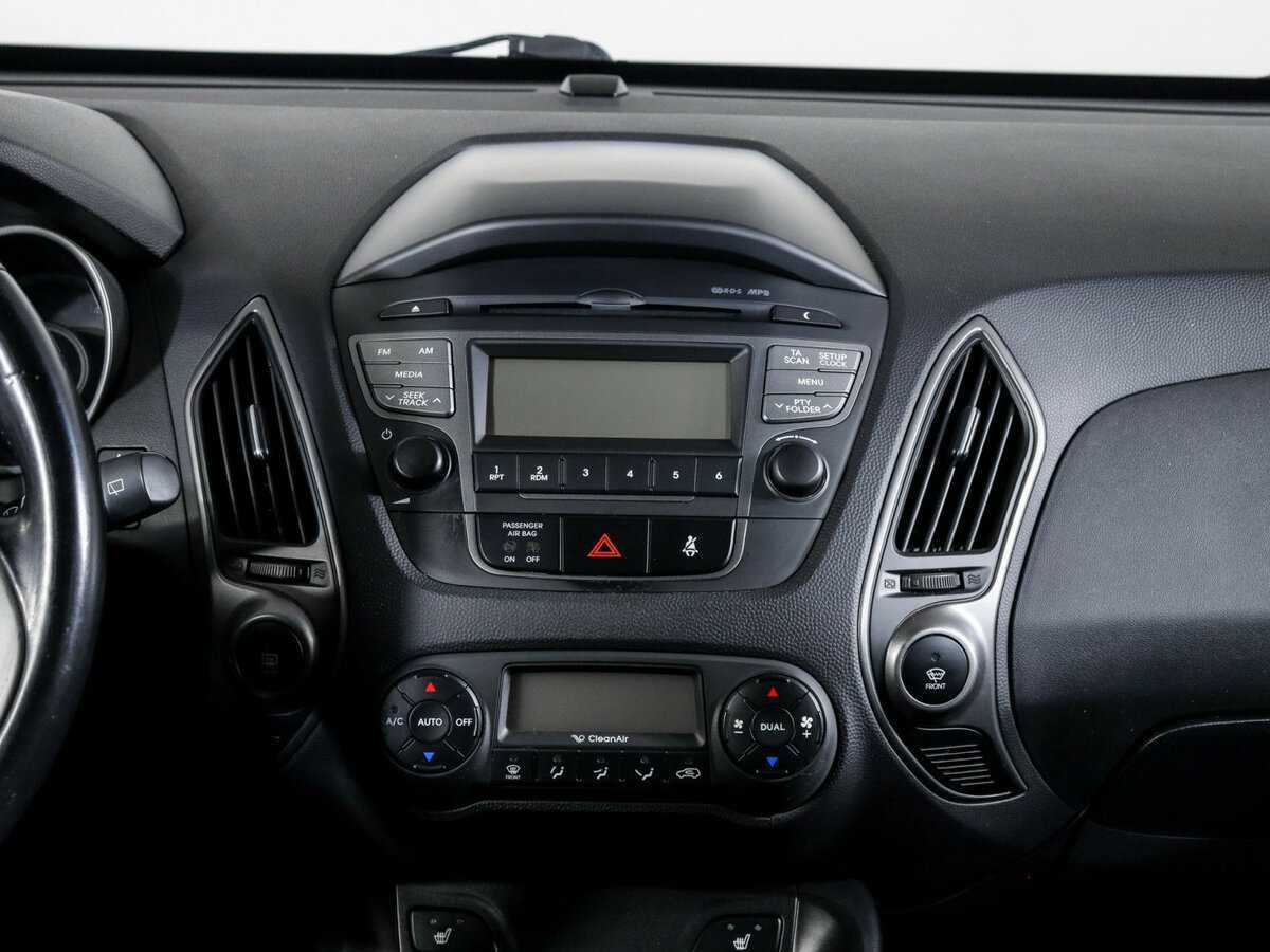 Купить Hyundai ix35 с пробегом. Фото: #12