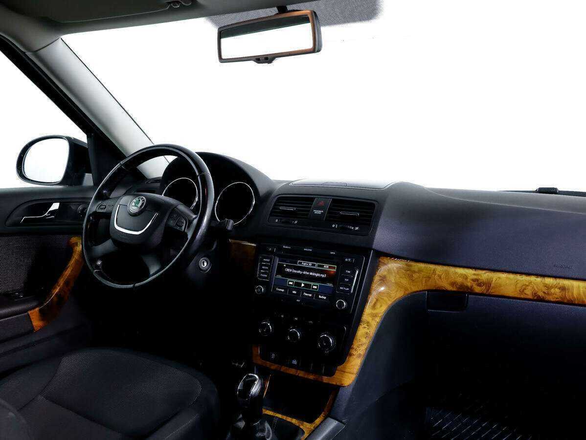 Купить Skoda Yeti с пробегом. Фото: #8