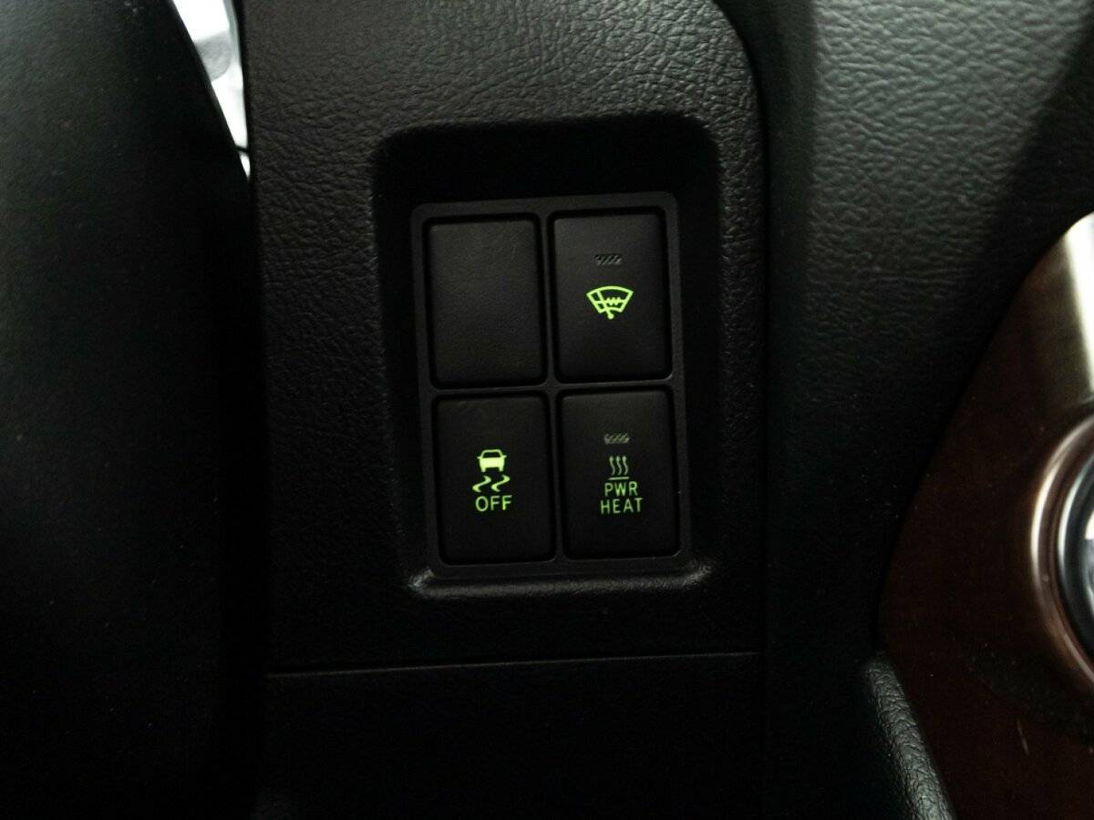 Купить Toyota Land Cruiser Prado с пробегом. Фото: #24