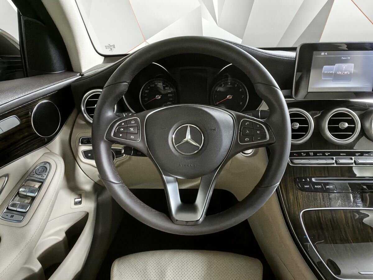 Купить Mercedes-Benz GLC с пробегом. Фото: #14