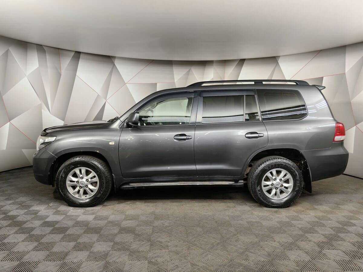 Купить Toyota Land Cruiser с пробегом. Фото: #4