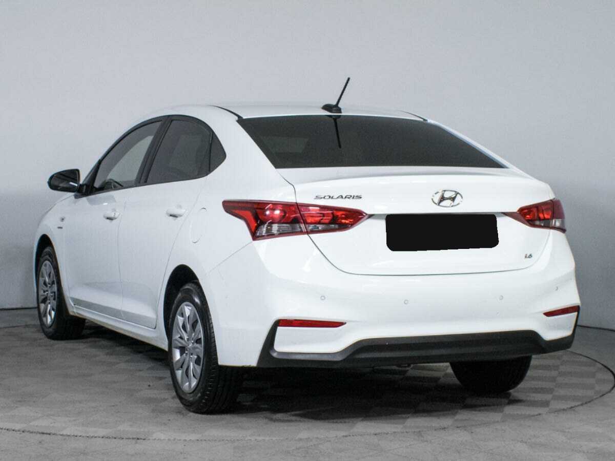 Купить Hyundai Solaris с пробегом. Фото: #6