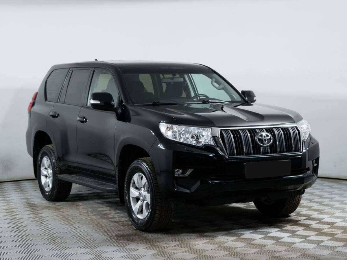 Купить Toyota Land Cruiser Prado с пробегом. Фото: #2