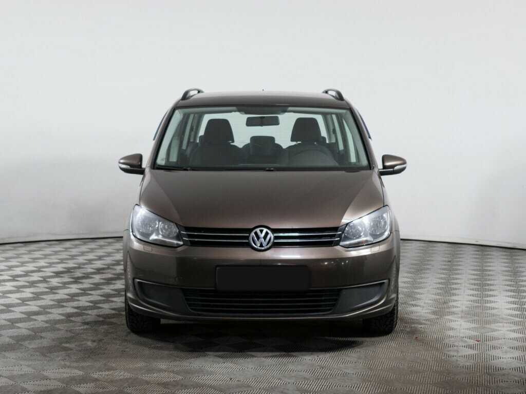 Купить Volkswagen Touran с пробегом. Фото: #1