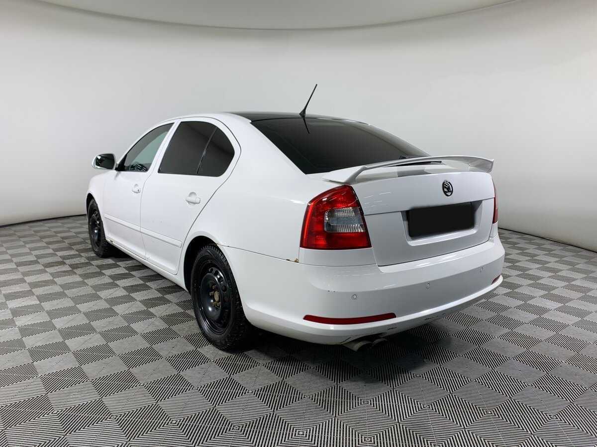 Купить Skoda Octavia RS с пробегом. Фото: #5