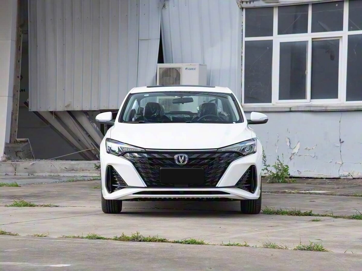 Купить Changan Eado Plus с пробегом. Фото: #3