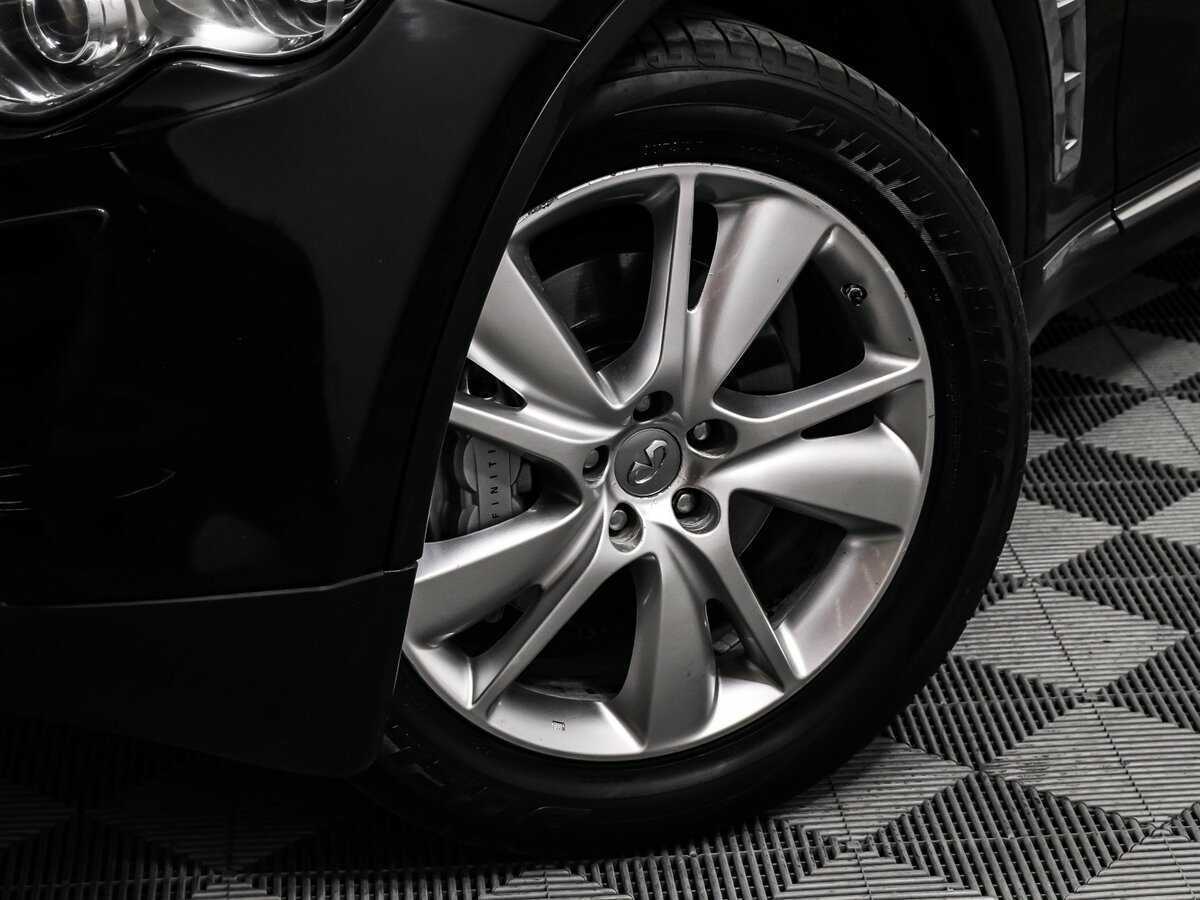 Купить Infiniti FX с пробегом. Фото: #13