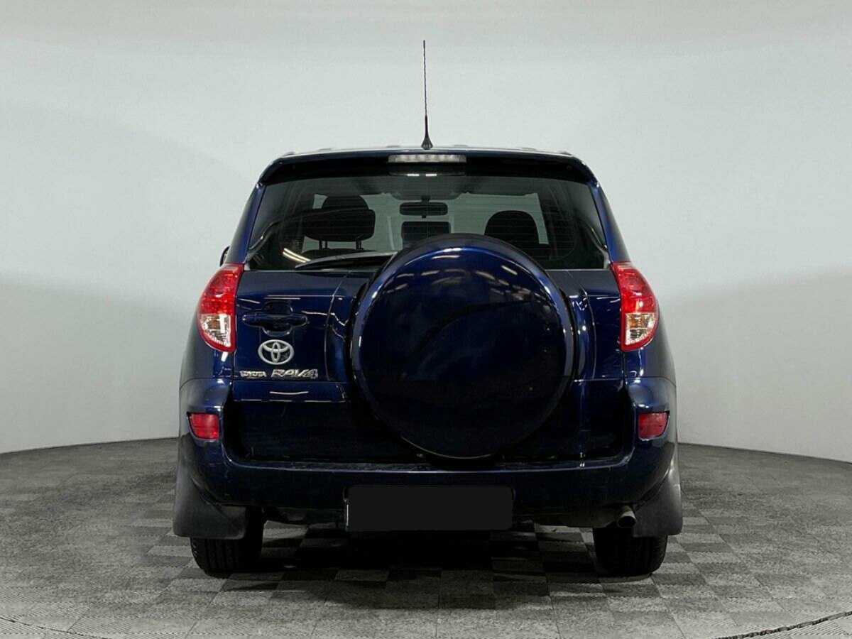 Купить Toyota RAV4 с пробегом. Фото: #4