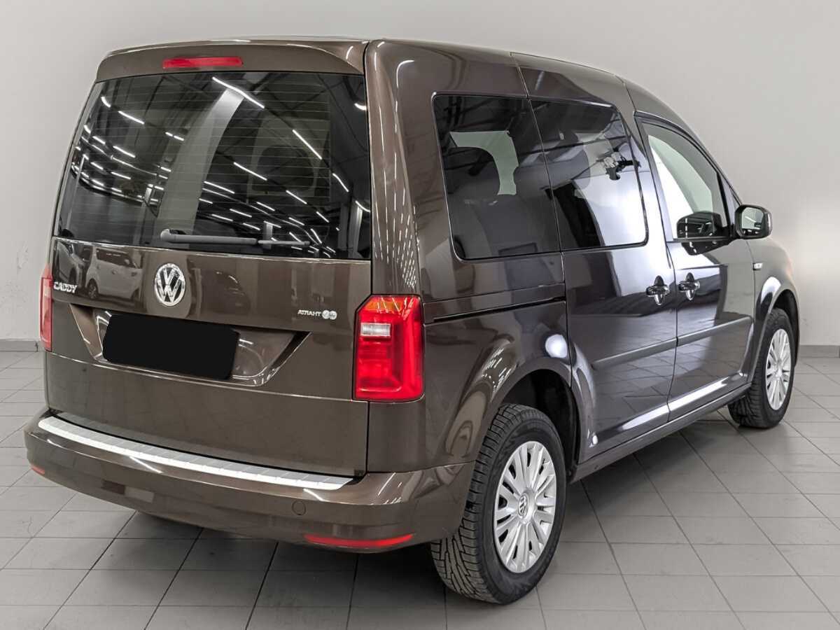 Купить Volkswagen Caddy с пробегом. Фото: #4