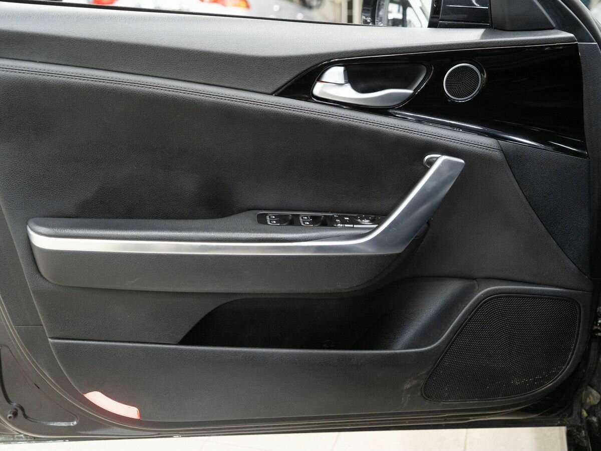 Купить Kia Stinger с пробегом. Фото: #13