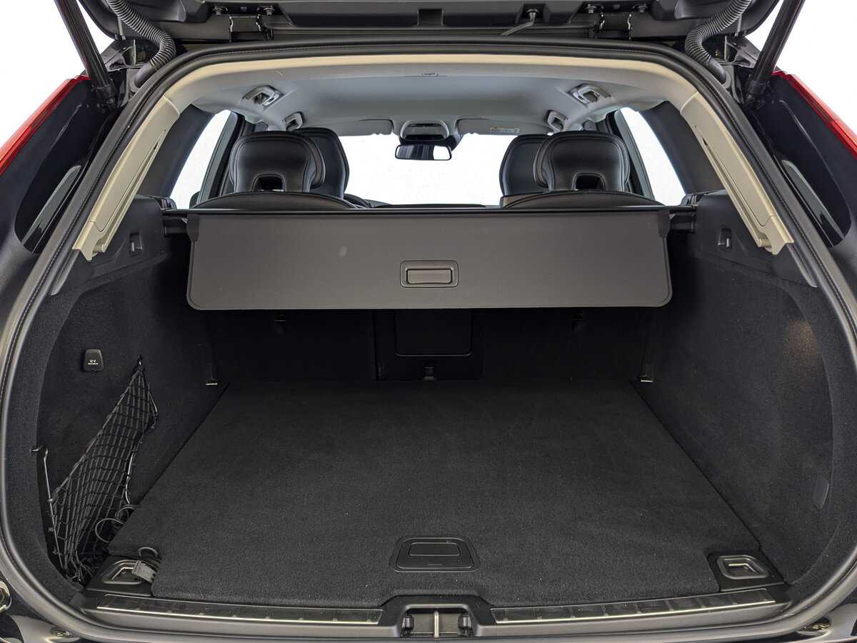 Купить Volvo XC60 с пробегом. Фото: #9